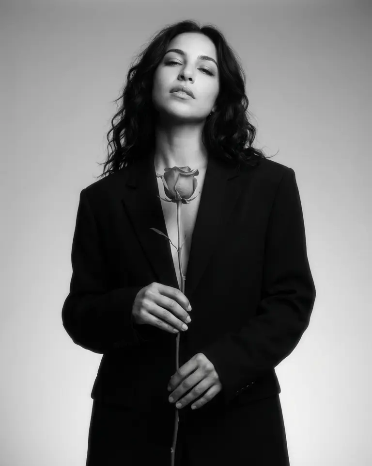 Monochrome preview 8